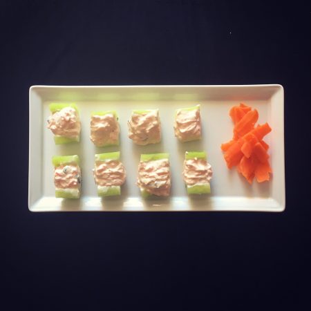 concombre garni aux carottes et fromage frais